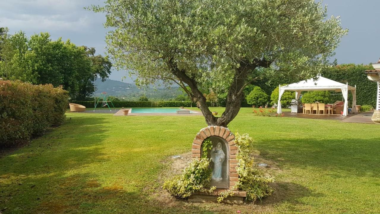 La Villa Nel Bosco 卢卡 外观 照片